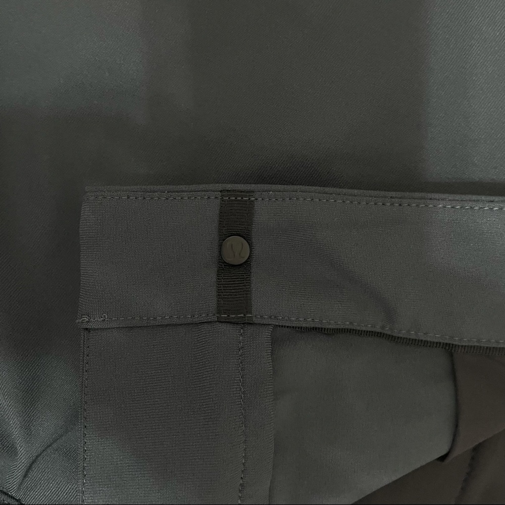 lululemon athletica Men's Teal Chinos - Picture 8 of 10